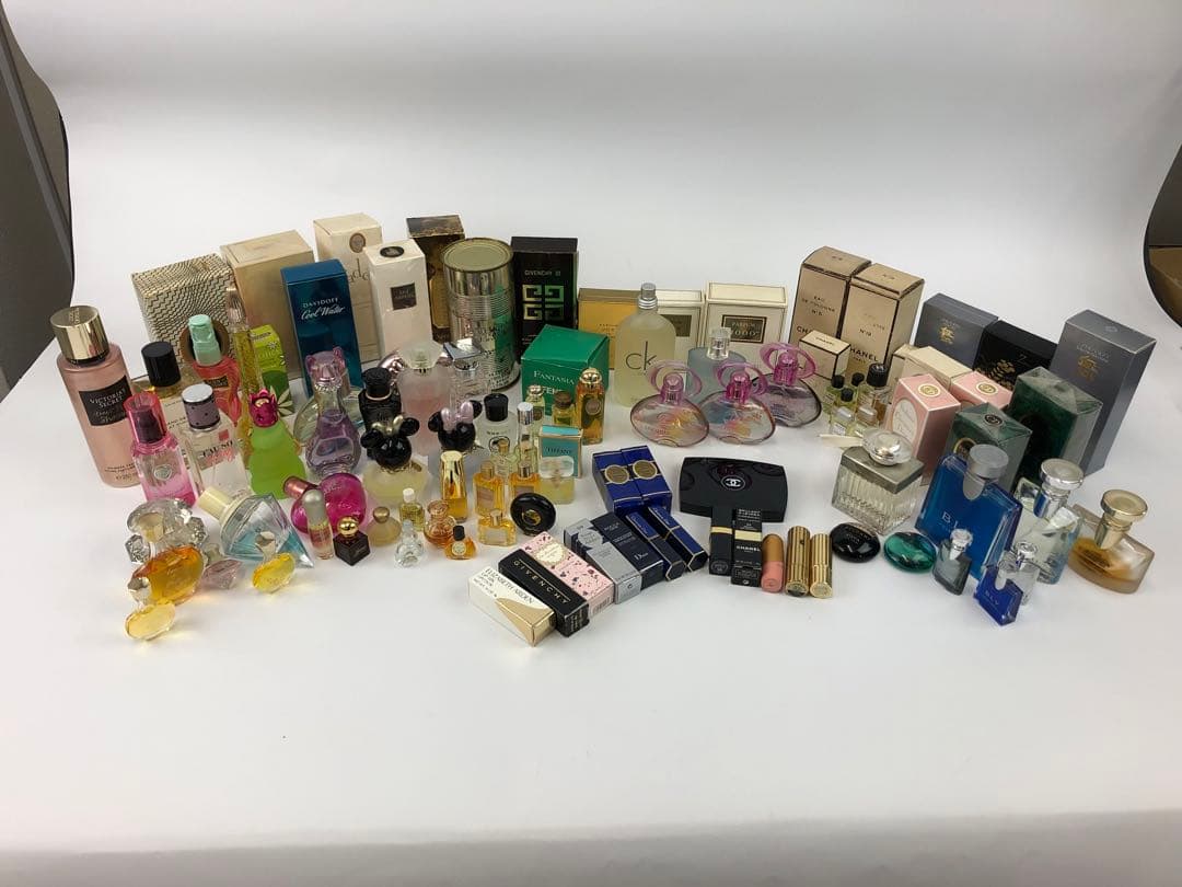 ＊*＊様 シャネル・クロエ・エルメス・ジバンシィ・ブルガリ他　香水・コスメまとめ