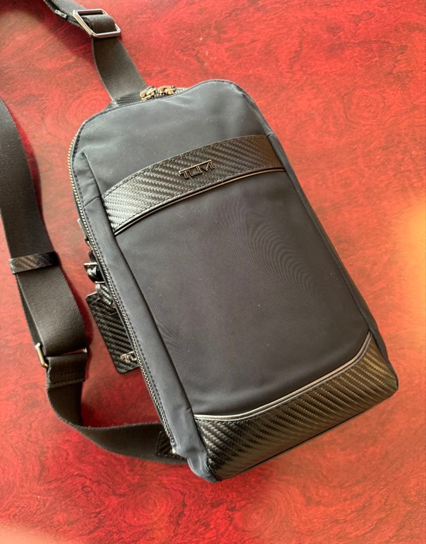 バッグ TUMI Ridgeview Sling Bag BLACK CARBON
