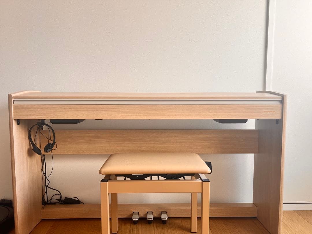 Roland F701-FA 21年製