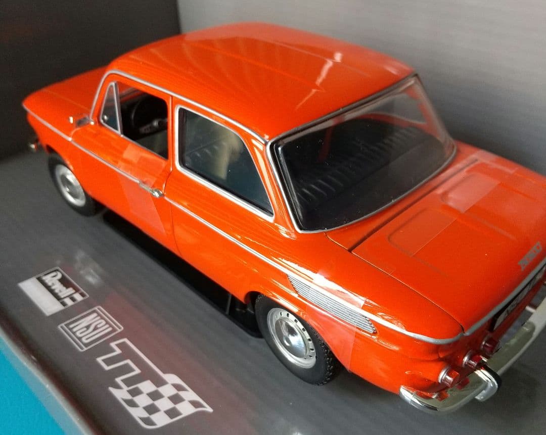 Revell NSU TT ミニカー オレンジ 1/18 - メルカリ