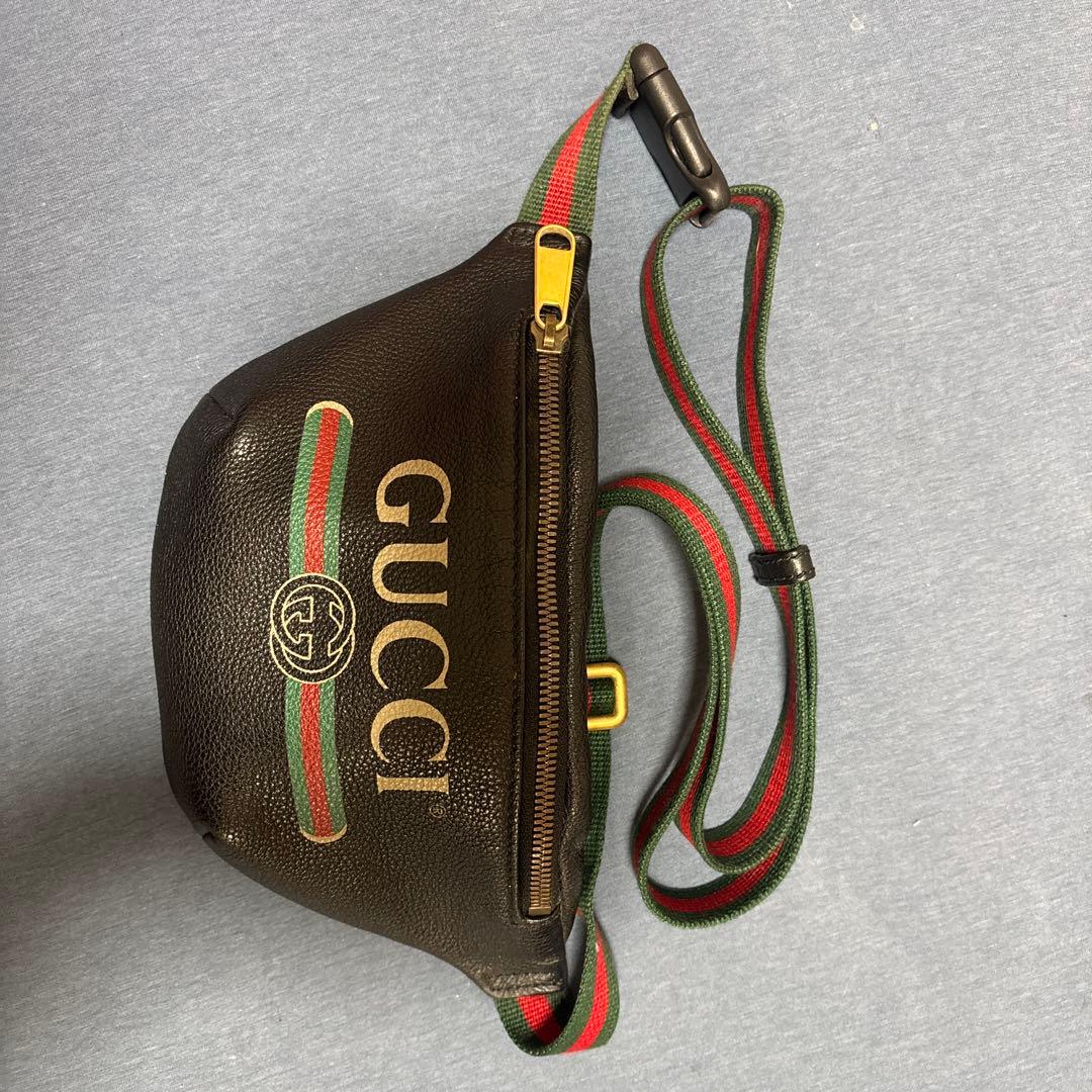 GUCCI（グッチ）のロゴ入りウエスト／ボディバッグ スモールサイズ