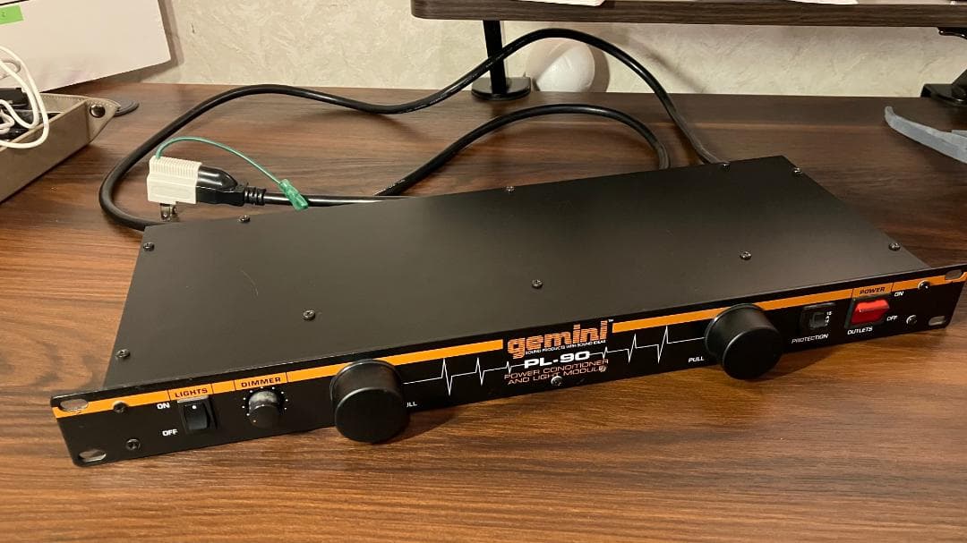 gemini PL-90（パワーディストリビュレーター）