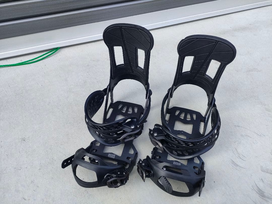 BURTON 　HICHHIKER　Lサイズ　ヒッチハイカー SPARK R&D