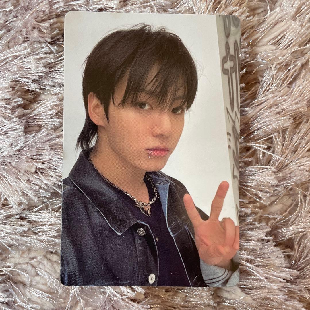 BTSジョングク GOLDEN アルバムランダムフォトカード1枚 - メルカリ