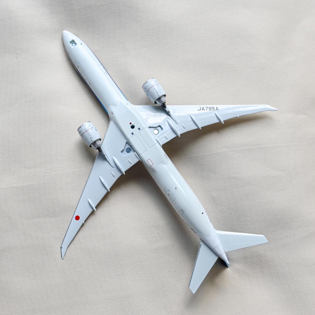 ANA B777-300ER ギア着脱可 JA795A 1/400 - メルカリ