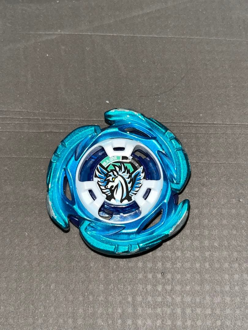 ベイブレードx エアロペガサス　ブレードのみ