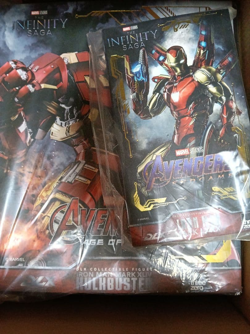 未開封　threezero　アイアンマン　ハルクバスター