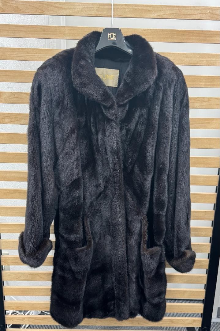セリーヌ CELINE 毛皮コート こげ茶 ミンク レディース celine セリーヌ ムートンコート 毛皮 羊革 レディース ボア