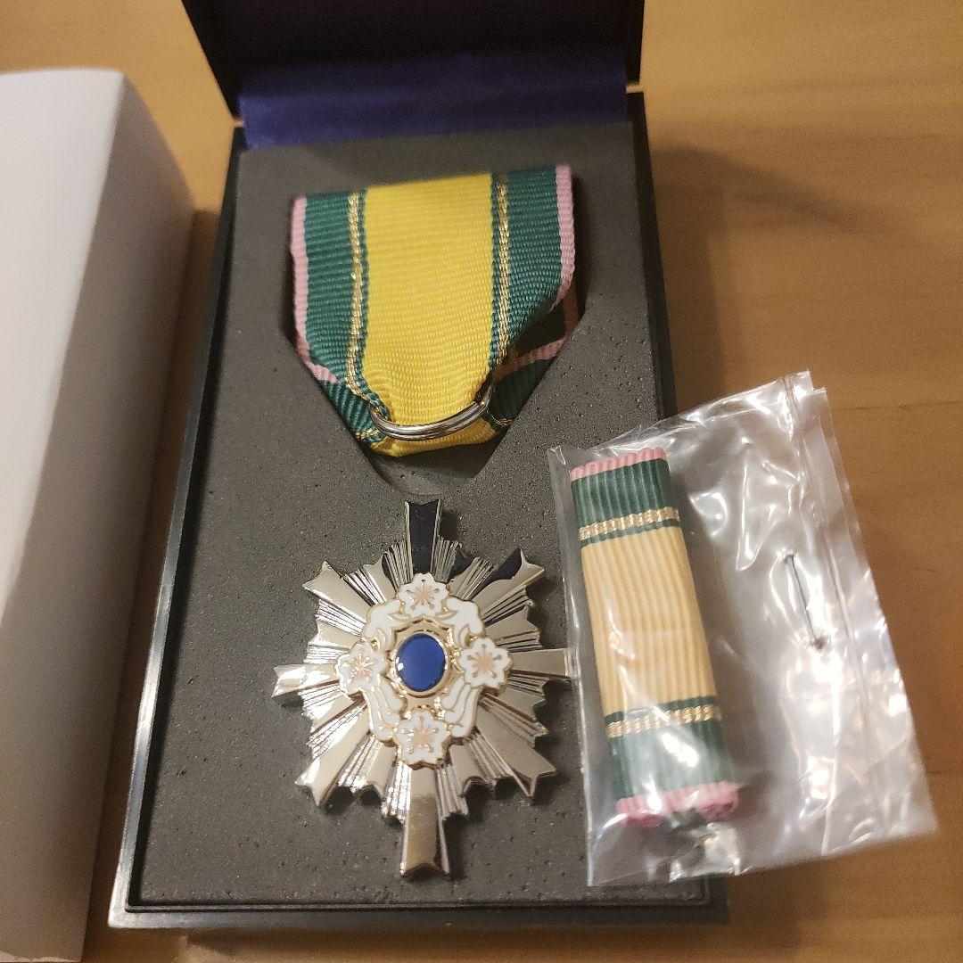 激レア 極美品!】第三級 防衛功労章 第6号賞詞 防衛記念章 現行タイプ