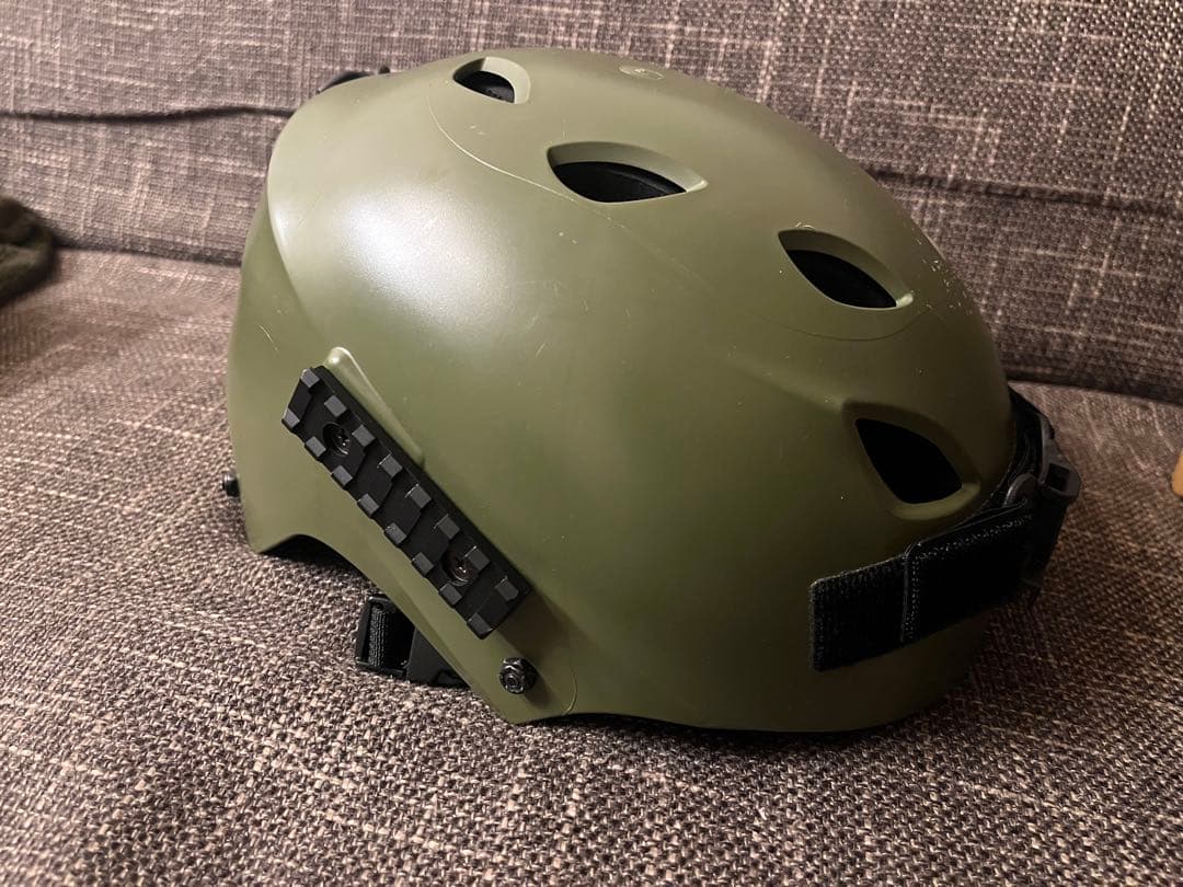 米軍放出品 アメリカ軍 PT-A Bravoヘルメット 訓練用　Lサイズ