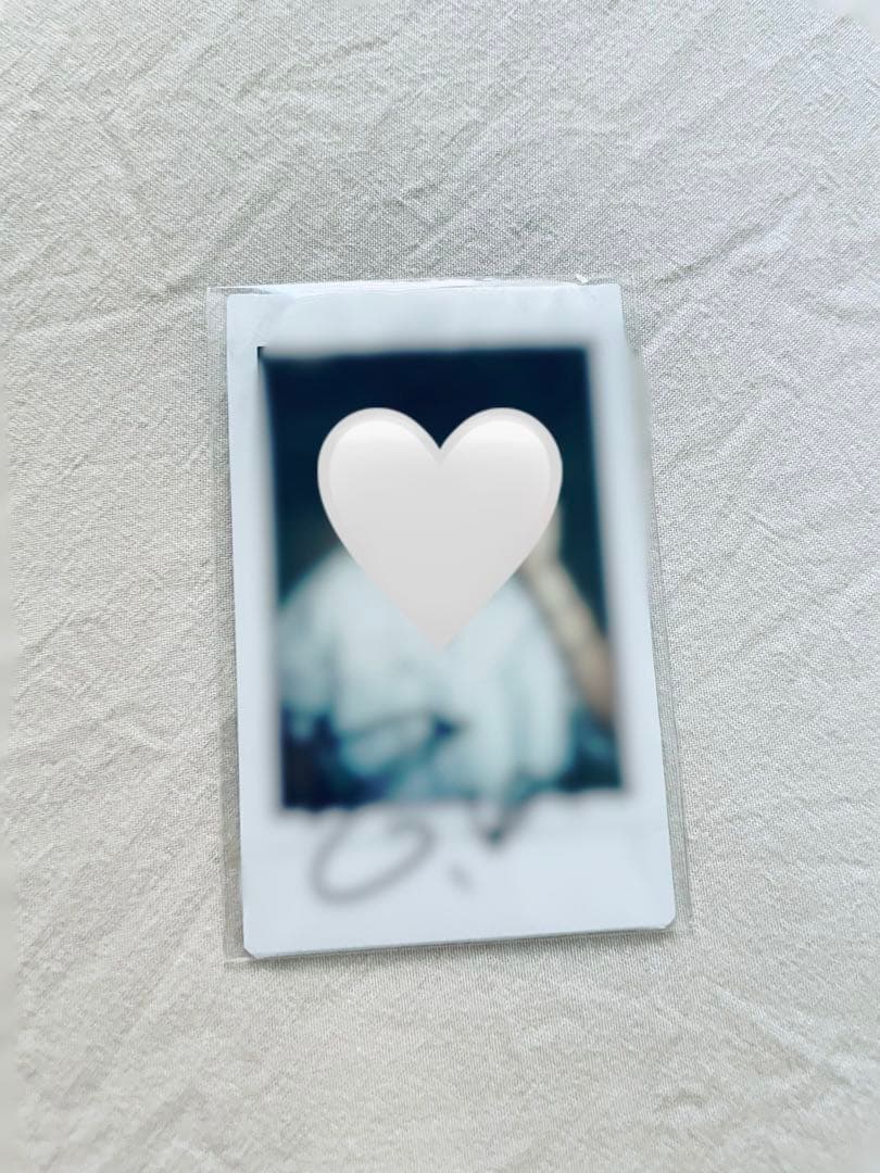 ATEEZ ホンジュン Hongjoong ポラロイド サイン トレカ ポラ ⑤ ATEEZ ウヨン 8ROOM 5万ウォン ラキドロ プリントサインポラロイド