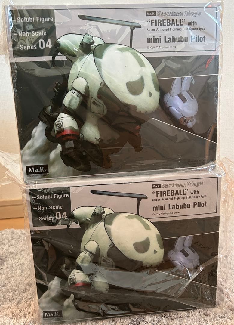 その他 HOW2WORK FIREBALL with mini LABUBU PILOT