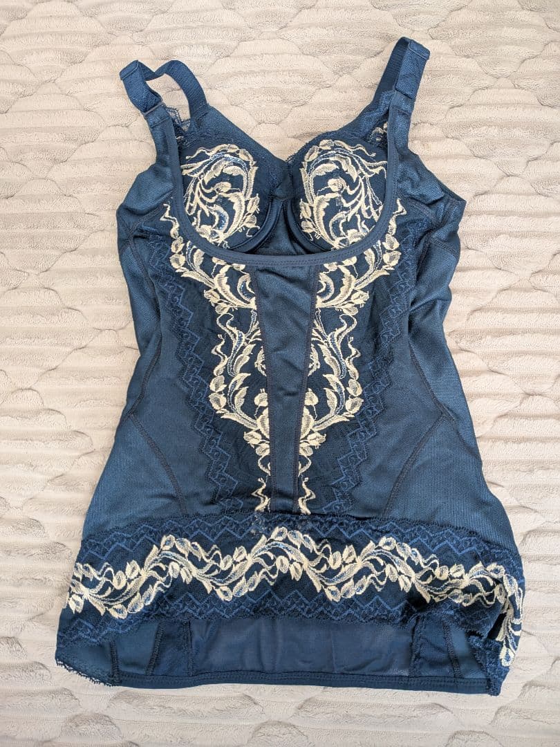 ☆*中様 MARUKOリベルディーニュダークブルー ボディシェーバー リベルディーニュ リベルディーニュグリーン×ブラック』数量限定発売