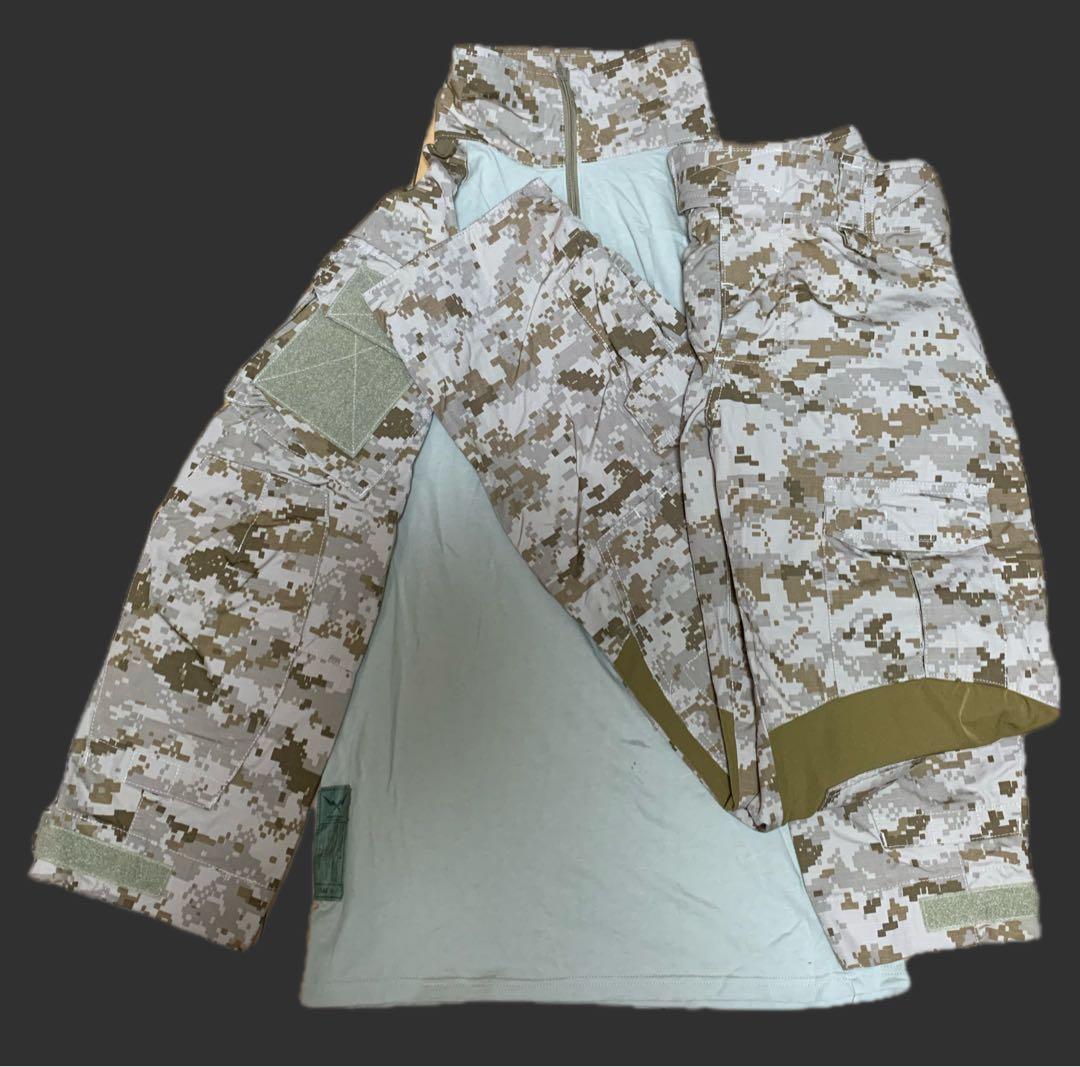 FFI製 cryeタイプ AOR1 上下　SM/R