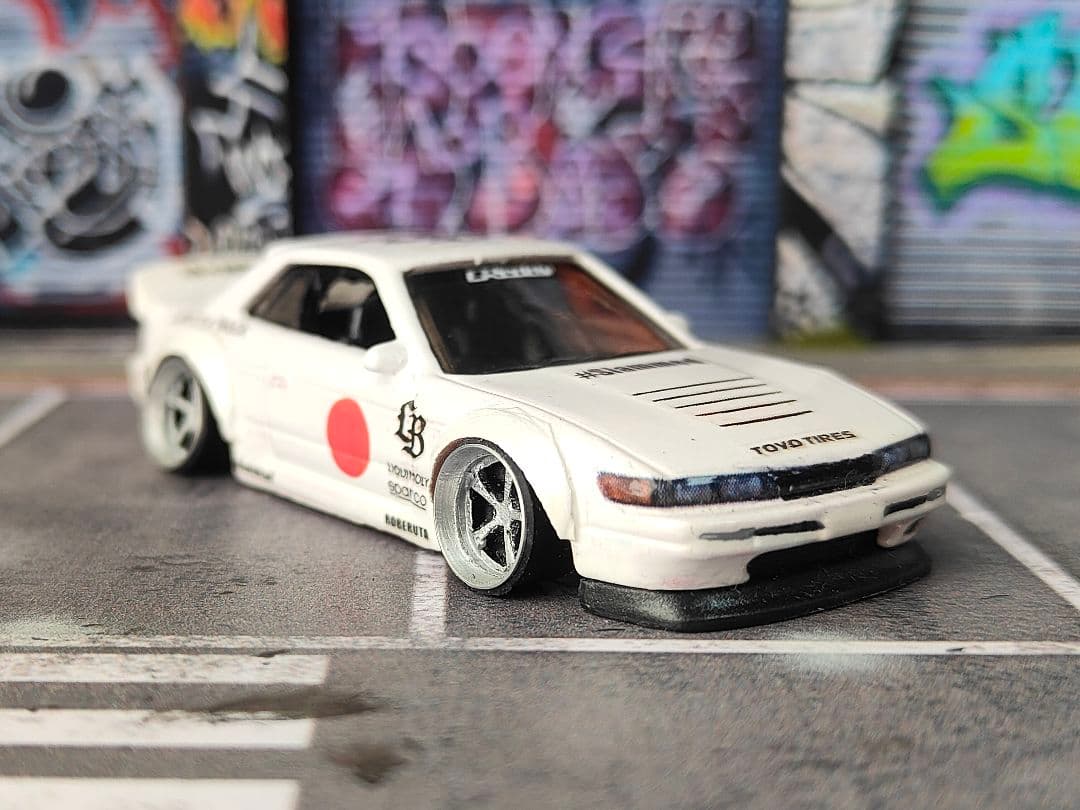 ホットウィールカスタム S13 シルビア LBWK風☆深リム 白☆トミカ改造