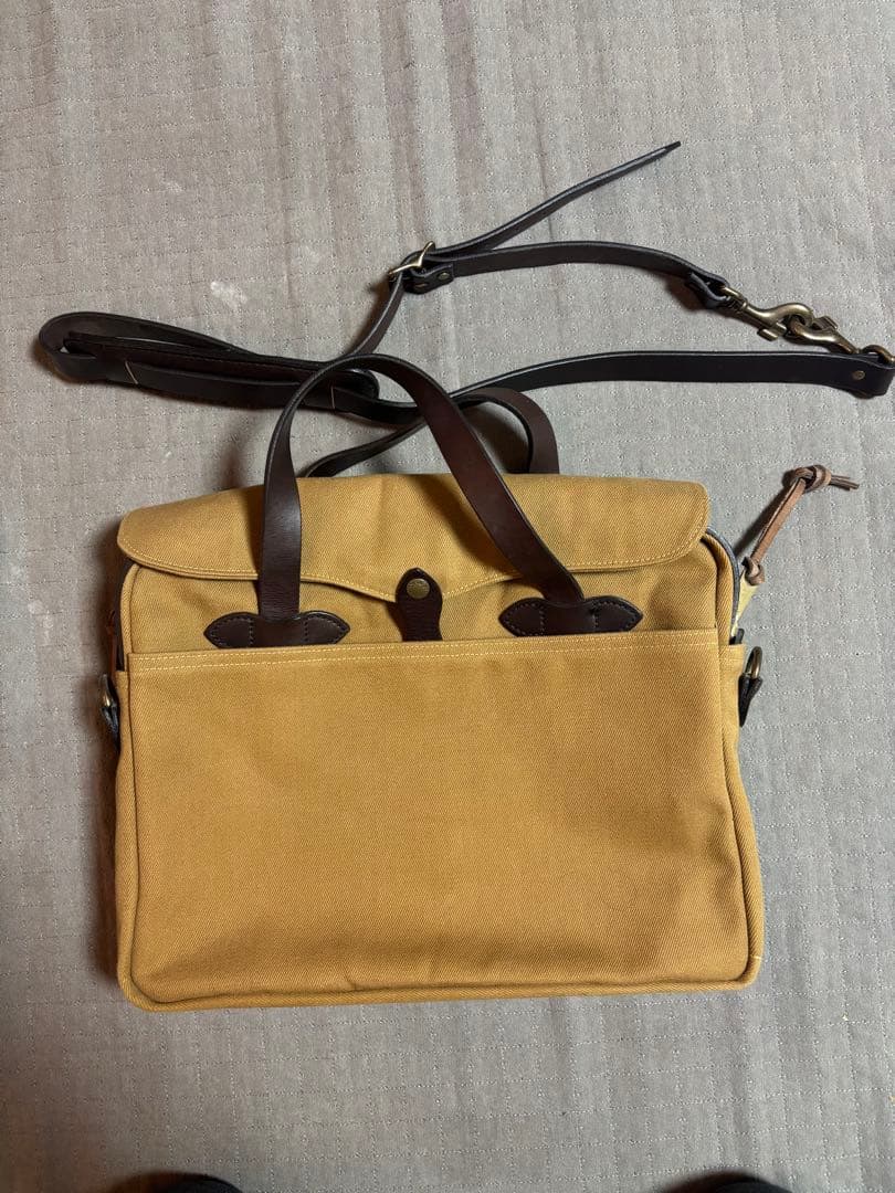 美品 FILSON フィルソン オリジナルブリーフケース　タンカラー