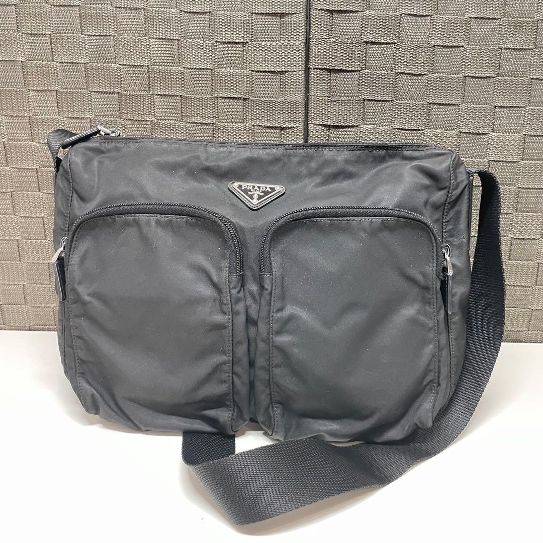 M*I様 PRADA ブラック メッセンジャーバッグ