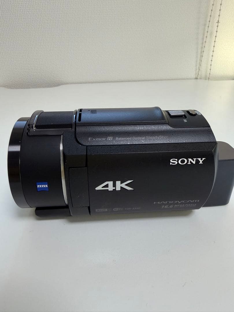 【美品】SONY FDR-AX40 4K ZEISSレンズ16.6MP Amazon | SONY ビデオカメラ FDR-AX40 4K 64GB 光学20倍 ブロンズ