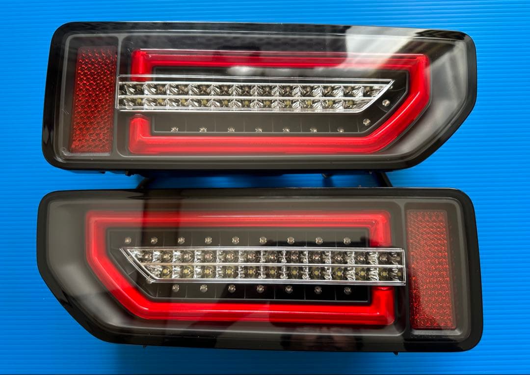 ジムニー用　LEDテールランプ エンブロ（MBRO）