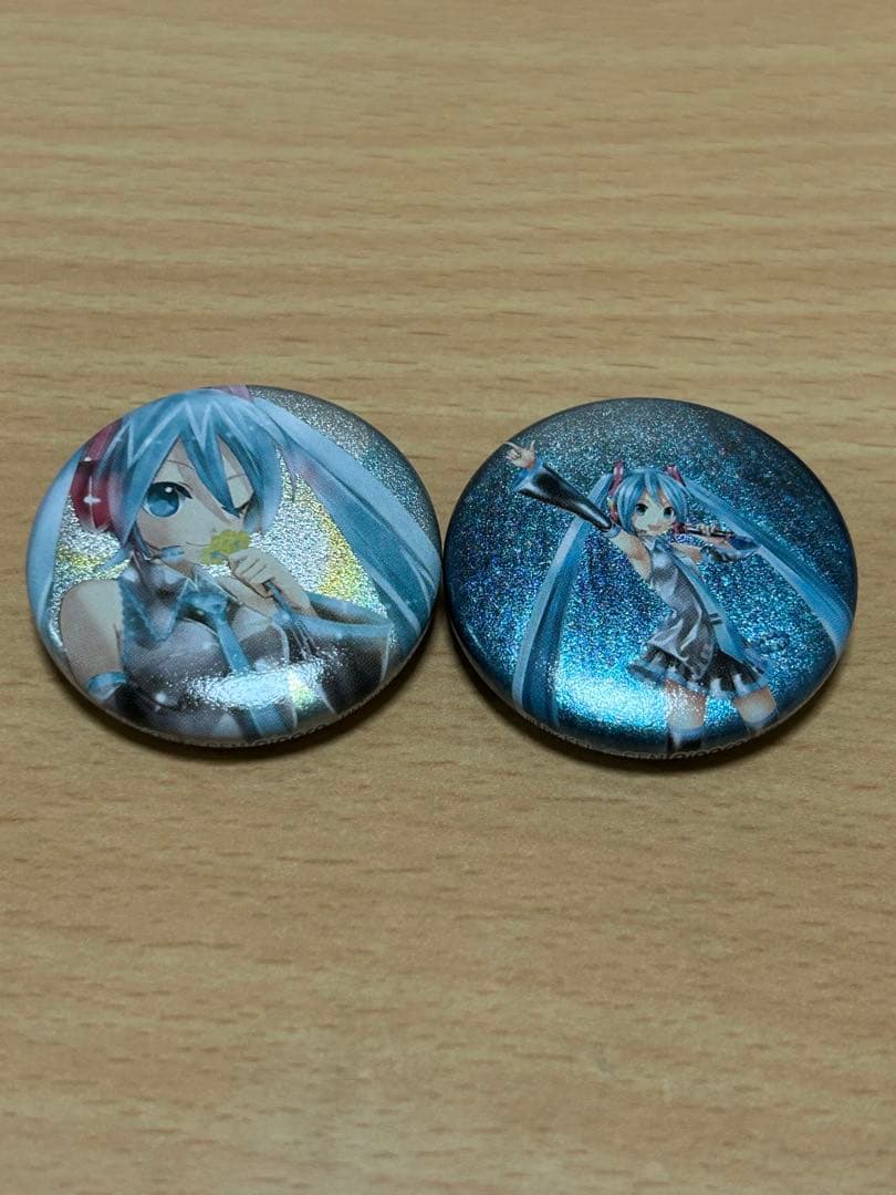 初音ミクぐらふぃコレクション 一番おみくじ 缶バッジ - メルカリ