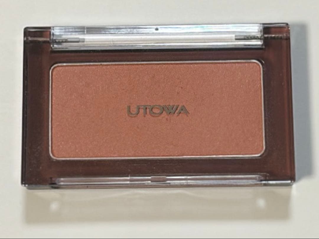 UTOWA パウダーチーク