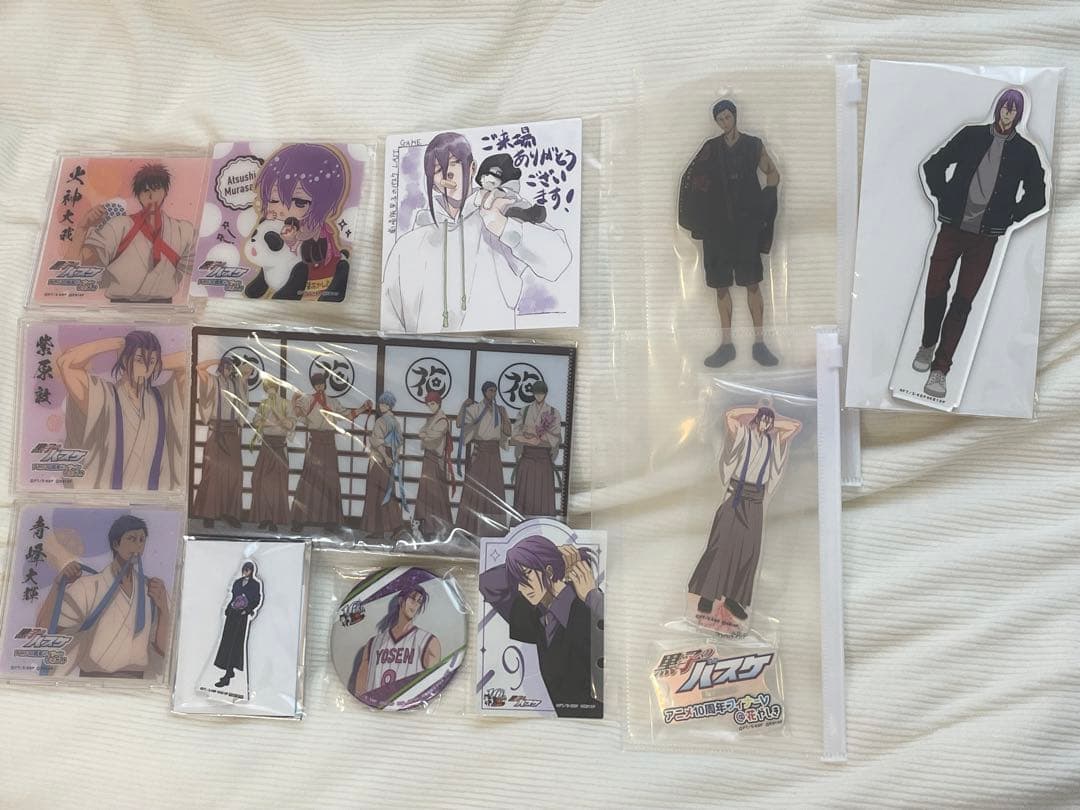 黒子のバスケ まとめ売り 紙類 クリアファイル アクスタなど 合計200点