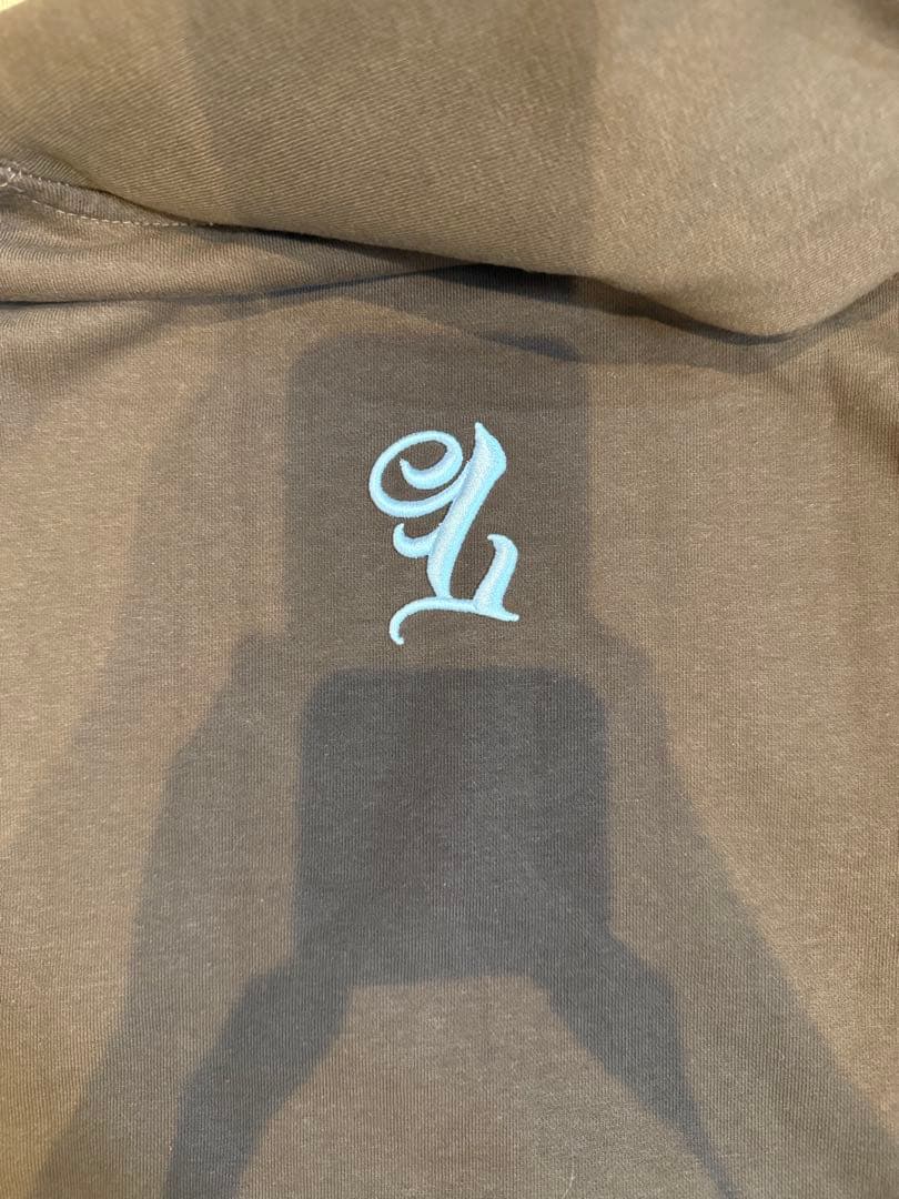 日本未入荷 LOWLOWSTREETWEAR バンダナカスタムフィディー XL - メルカリ