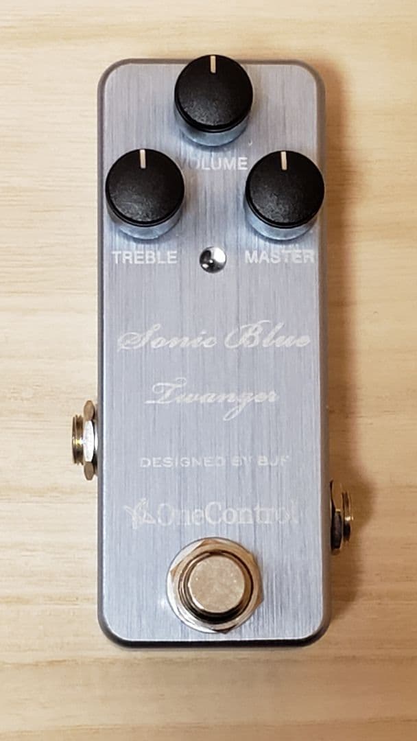 One Control Sonic Blue Twanger ギターエフェクター