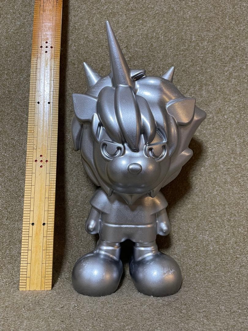 モンテディオ山形　ディーオくん　軽合金　フィギュア　ずっしり重い　銀色