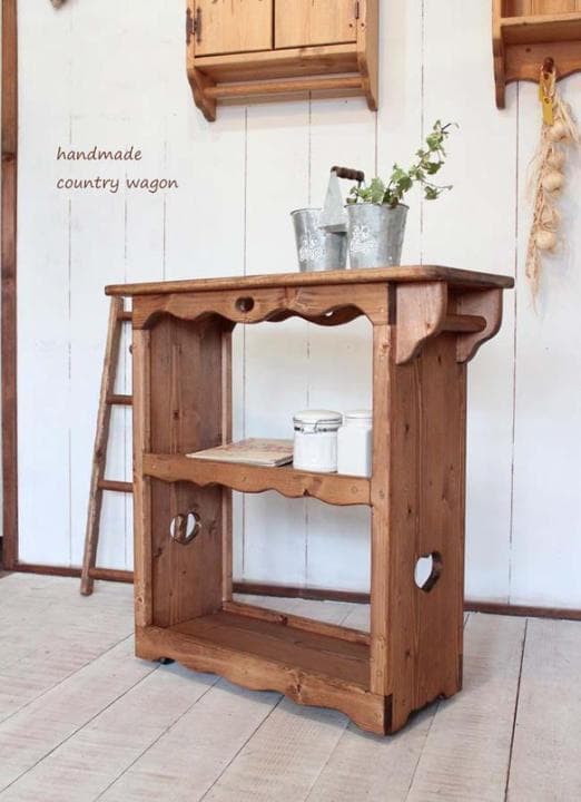 ハンドメイド　ハートのカントリーキッチンワゴン