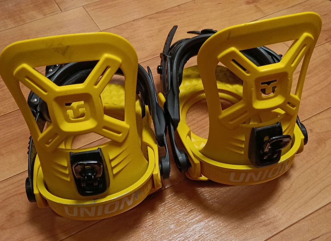 スノーボード　キッズ　ビンディング　UNION イエロー　 ケース付き