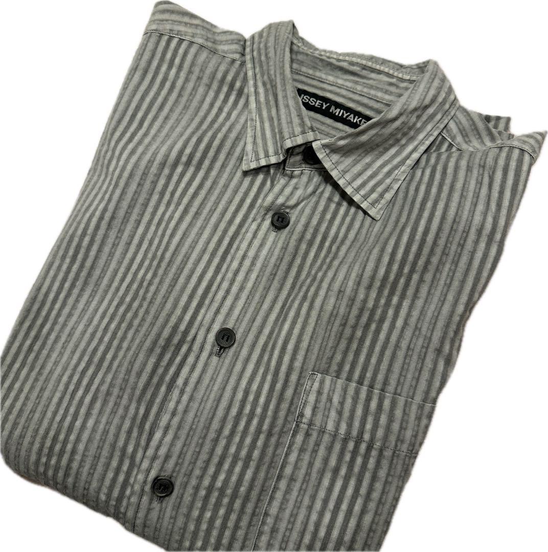 ISSEY MIYAKE ストライプ長袖シャツ グレー