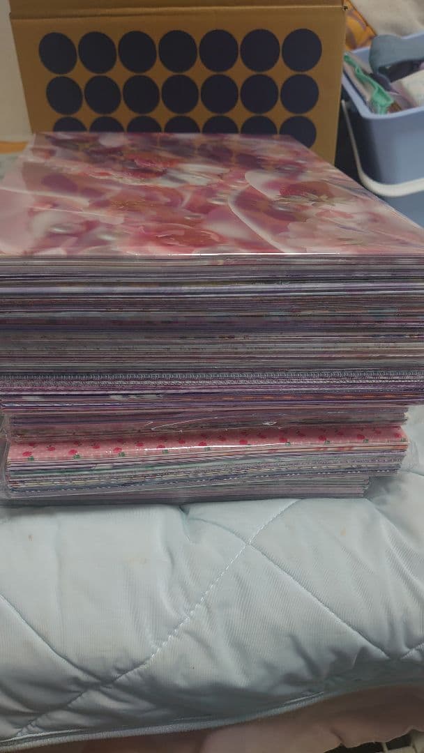 デザインペーパーA4まとめ売り(約1200枚以上)