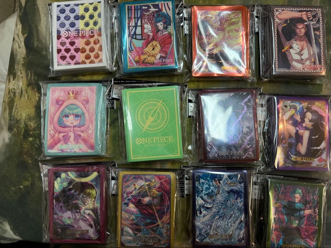 ONE PIECEカードゲーム　新品未開封スリーブ12個セット 予約】【宅配便のみ】ONE PIECE カードゲーム オフィシャルカード