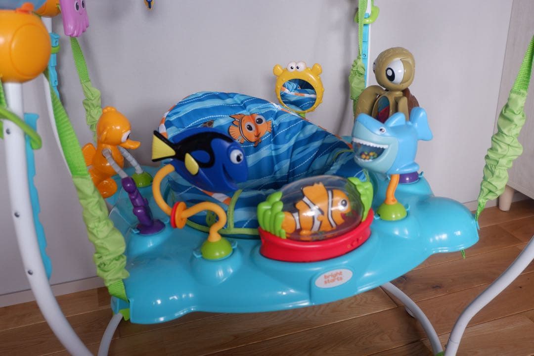 ブライトスターツ ディズニー ファインディング・ニモ ジャンパー