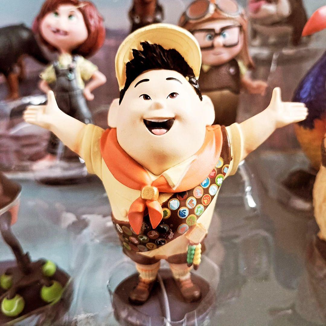 ピクサー『カールじいさんの空飛ぶ家』 DX フィギュア セット - メルカリ