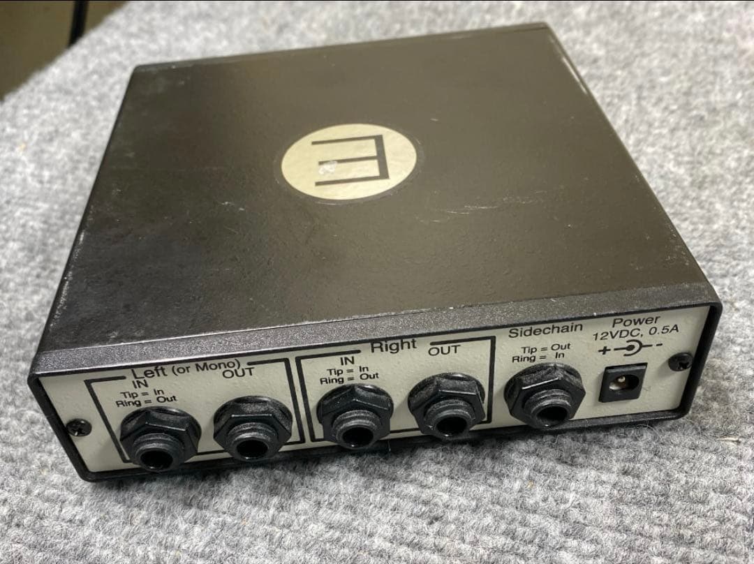 1218* FMR AUDIO RNC1773E コンプレッサー