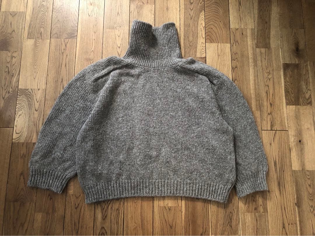 babaa ピュアウールタートルネックニット/セーター　スペイン製　Free
