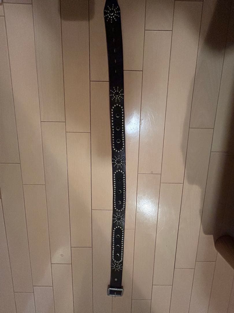 HTC スタッズ装飾 ブラックレザーベルト