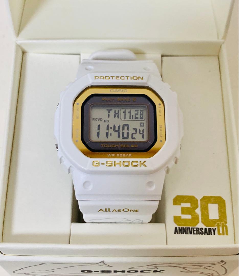 カシオ G-SHOCK GMD-W5601K-7JRイルクジ 30周年モデル G-SHOCK、ホワイト×ゴールドの「イルクジ」30周年モデル - Impress Watch