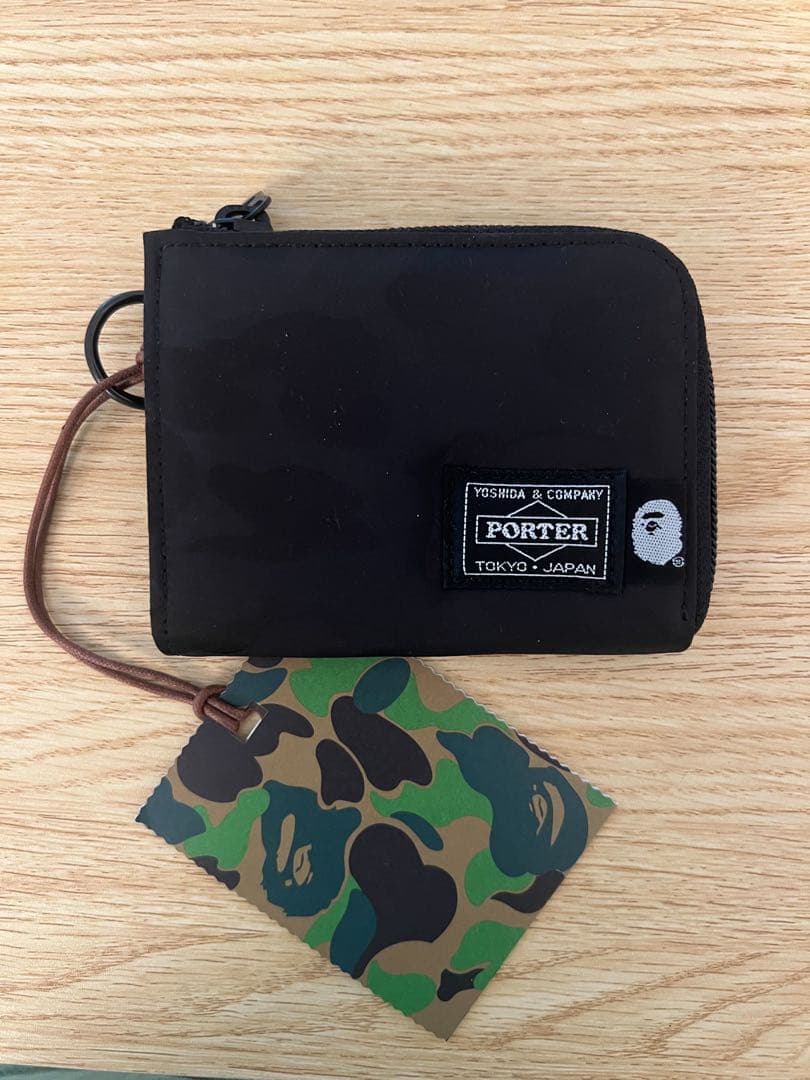 A BATHING APE(アベイシングエイプ) X Porter財布