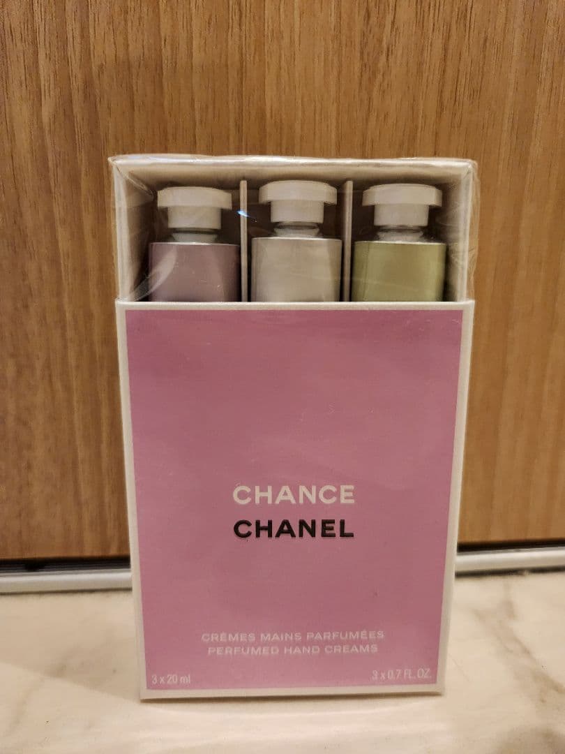 CHANEL CHANCE ハンドクリーム 3本セット シャネル25年夏コスメ、人気フレグランス「チャンス」3つの香りを