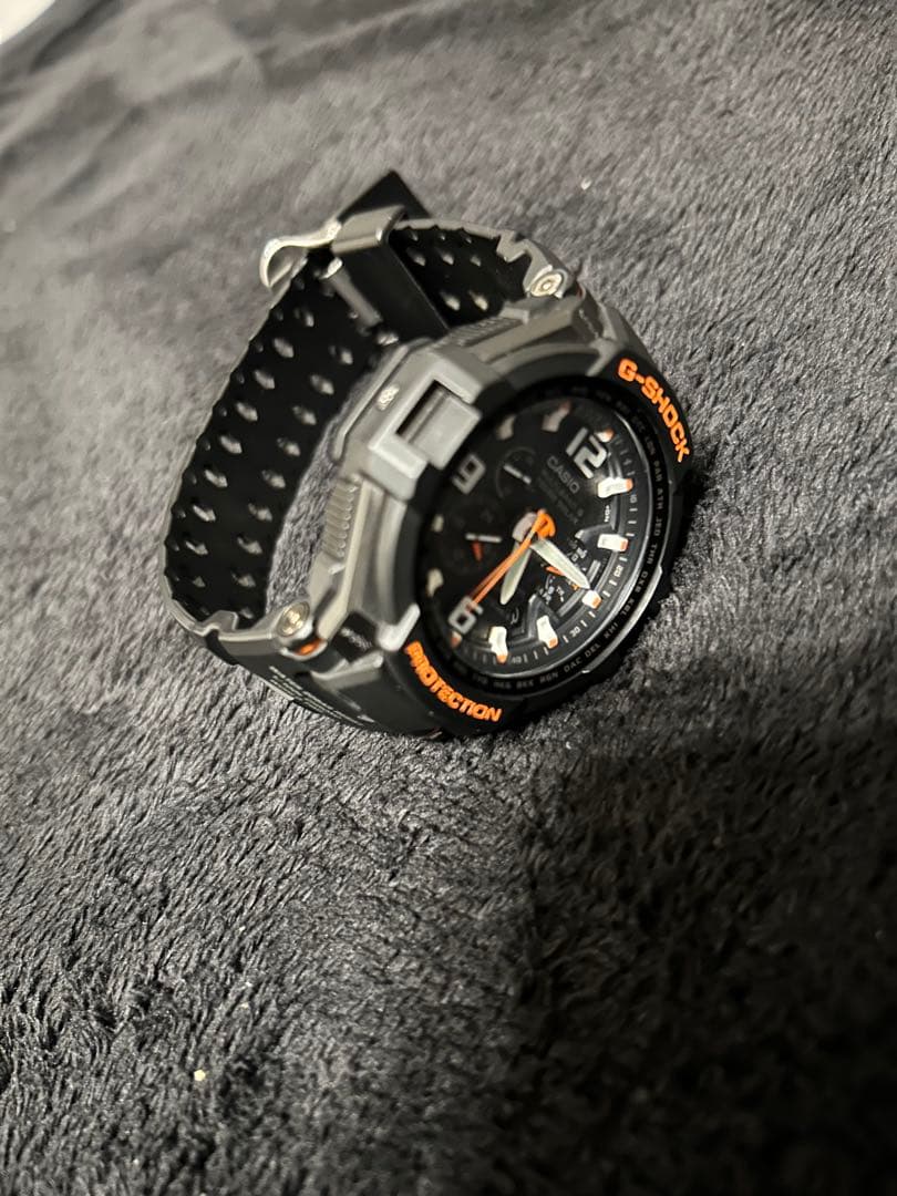 G-SHOCK GW-4000 ソーラー 電波タフソーラー ブラック×オレンジ