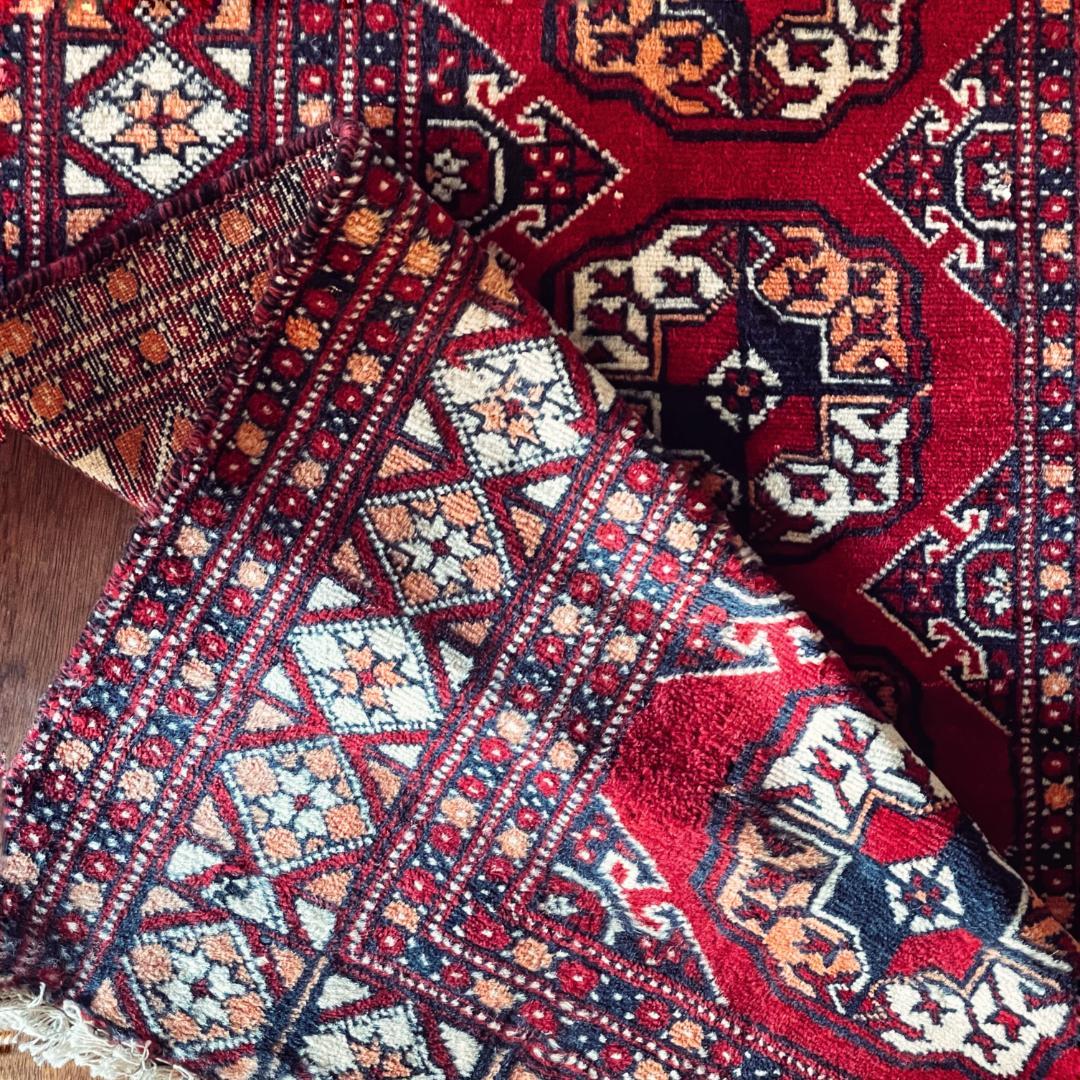 【月末セール】 115×72アフガニスタントルクメン手織りヴィンテージラグギュル