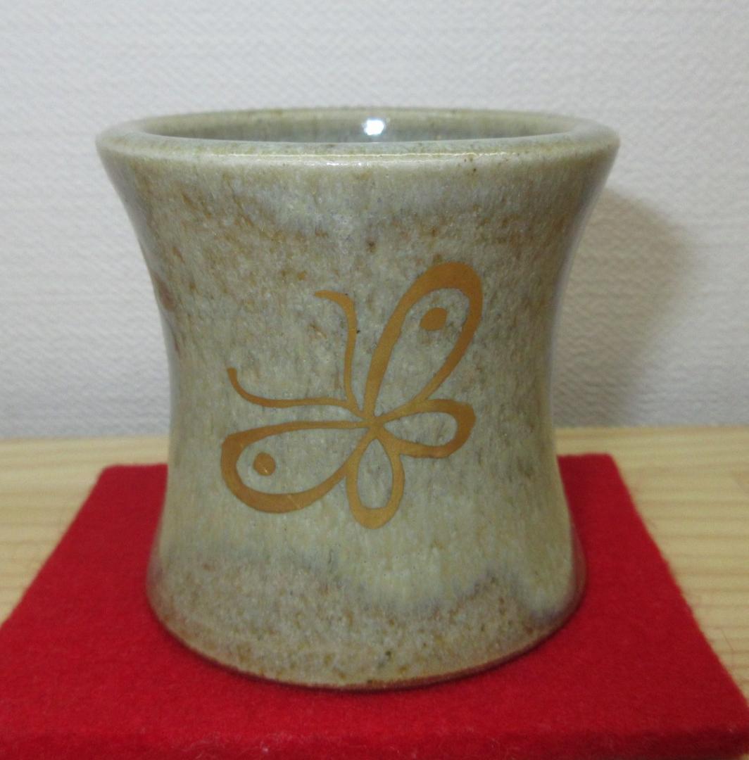 送料込【逢絢亭】茶道具 蓋置 膳所焼 金彩 蝶蓋置 陽炎園 岩崎信定 共箱入り