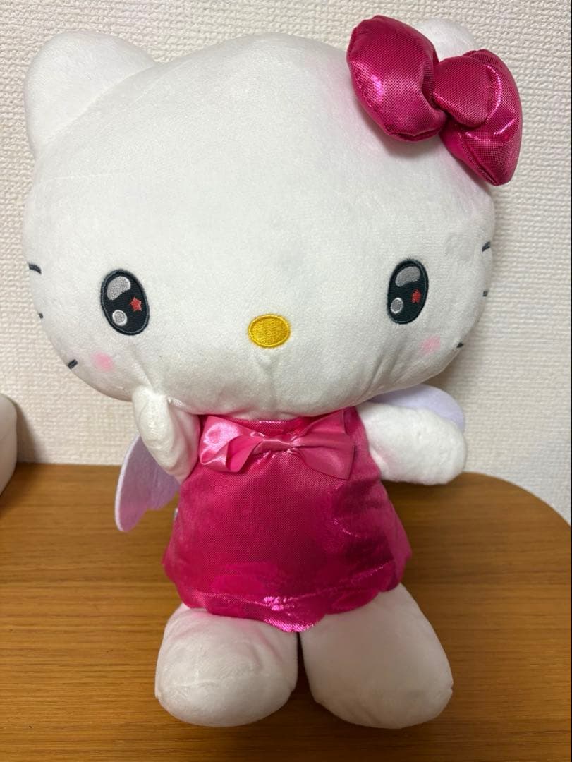 ユニバボードゲーム限定ハローキティ ぬいぐるみ ピンクドレス - メルカリ