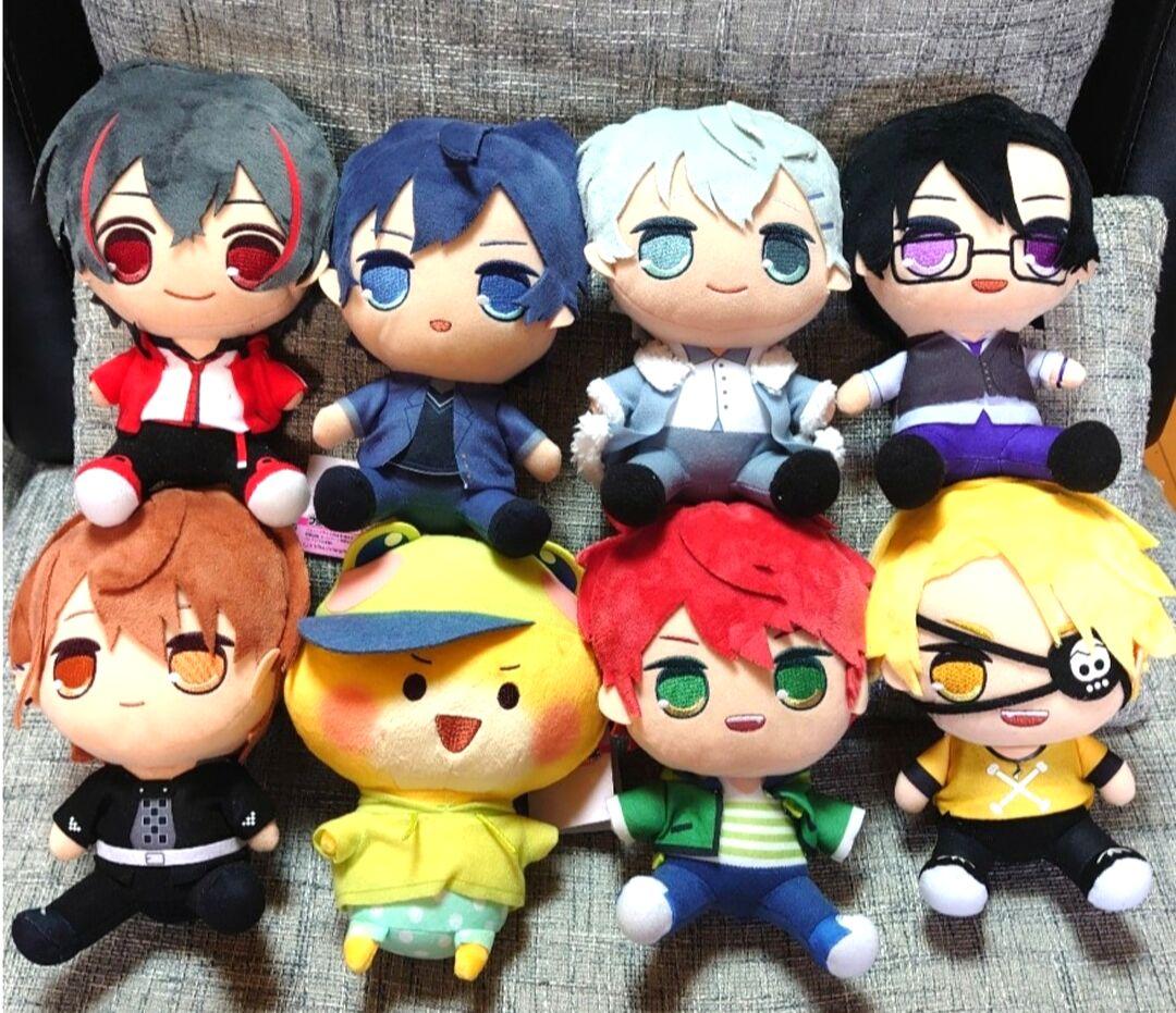 カラフルピーチ　きゅるまるBIGぬいぐるみ