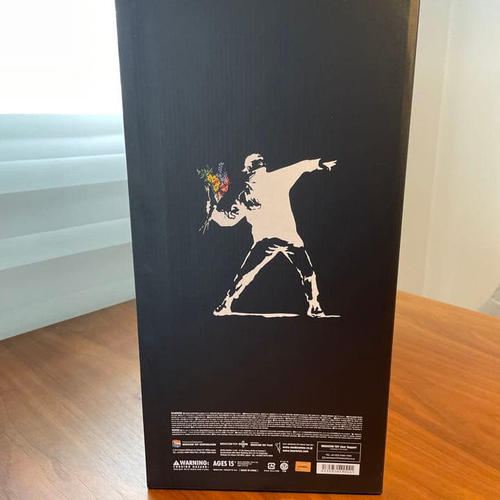 正規品‼︎ 廃盤‼︎ FLOWER BOMBER バンクシー フィギュア 箱付