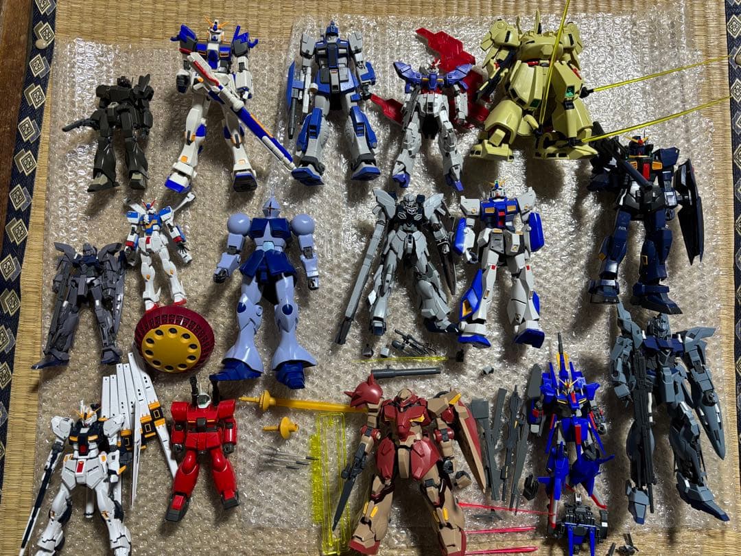 ガンプラ 大量まとめ売り MG HG RG 完成品 ジャンク 武装欠品あり