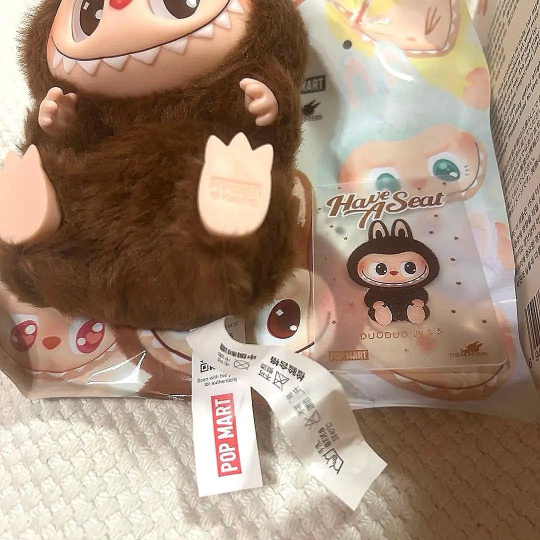 新品】LABUBU ラブブ Have A Seat シークレット DUODUO - メルカリ